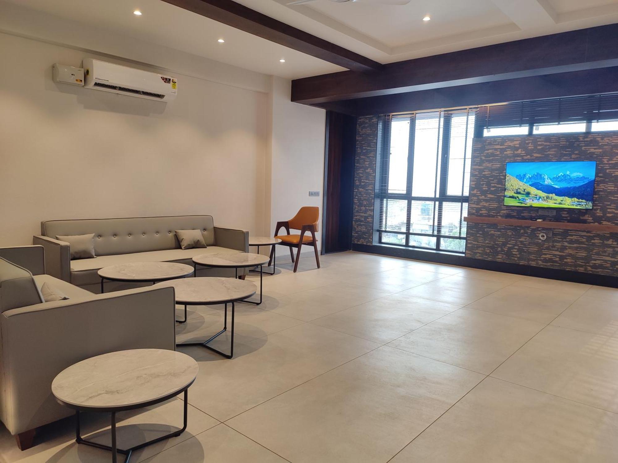 Manas Lifestyle Villas, Игатпури Номер фото
